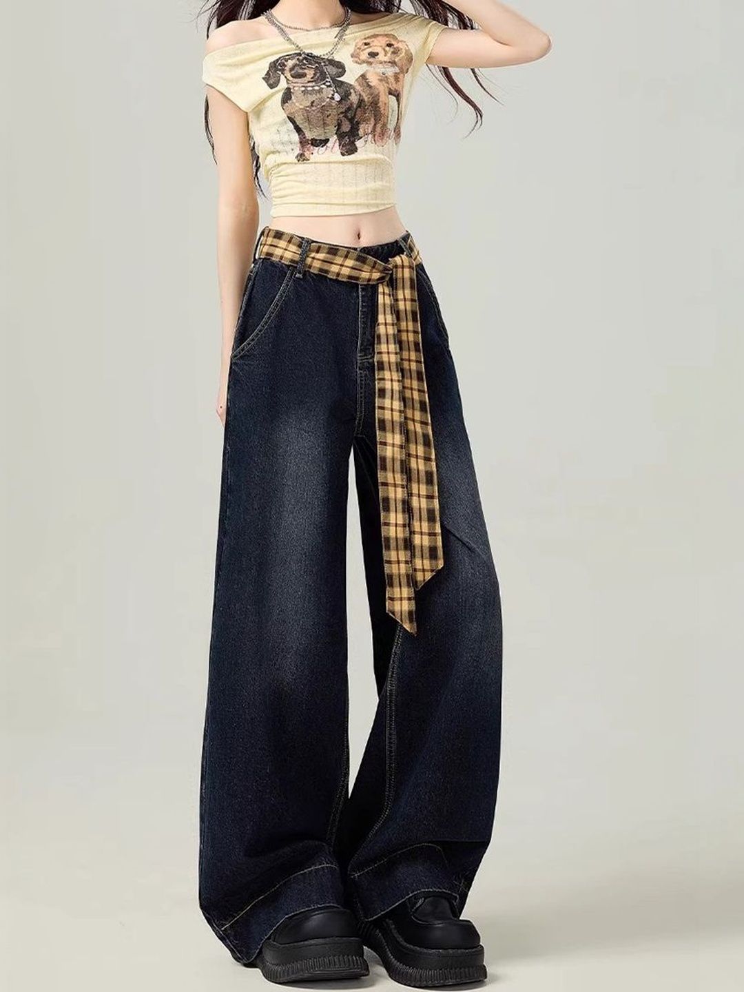Women Wide Leg High-Rise Light Fade Jeans