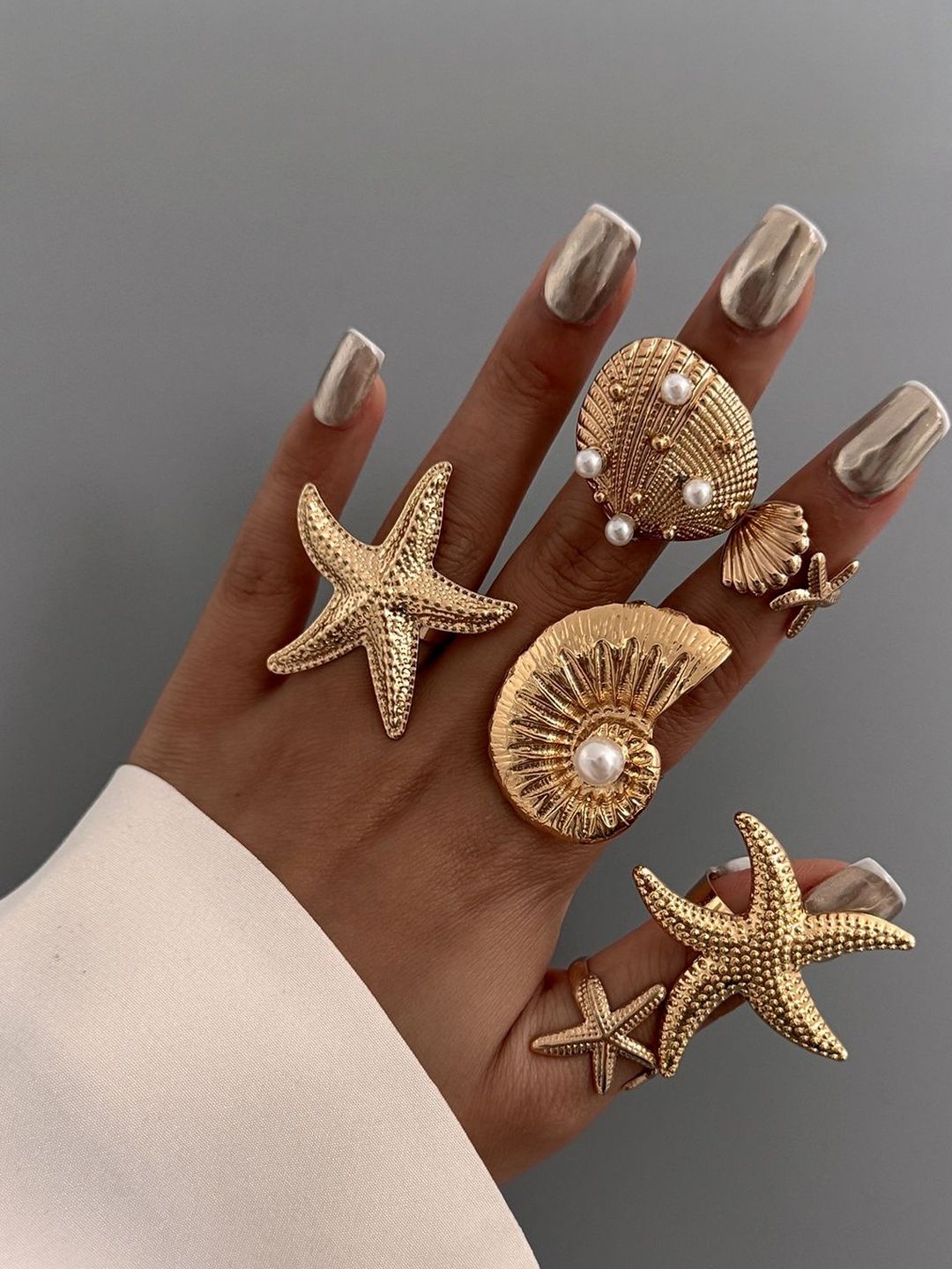Women Set Of 6 Gold-Plated Finger Rings