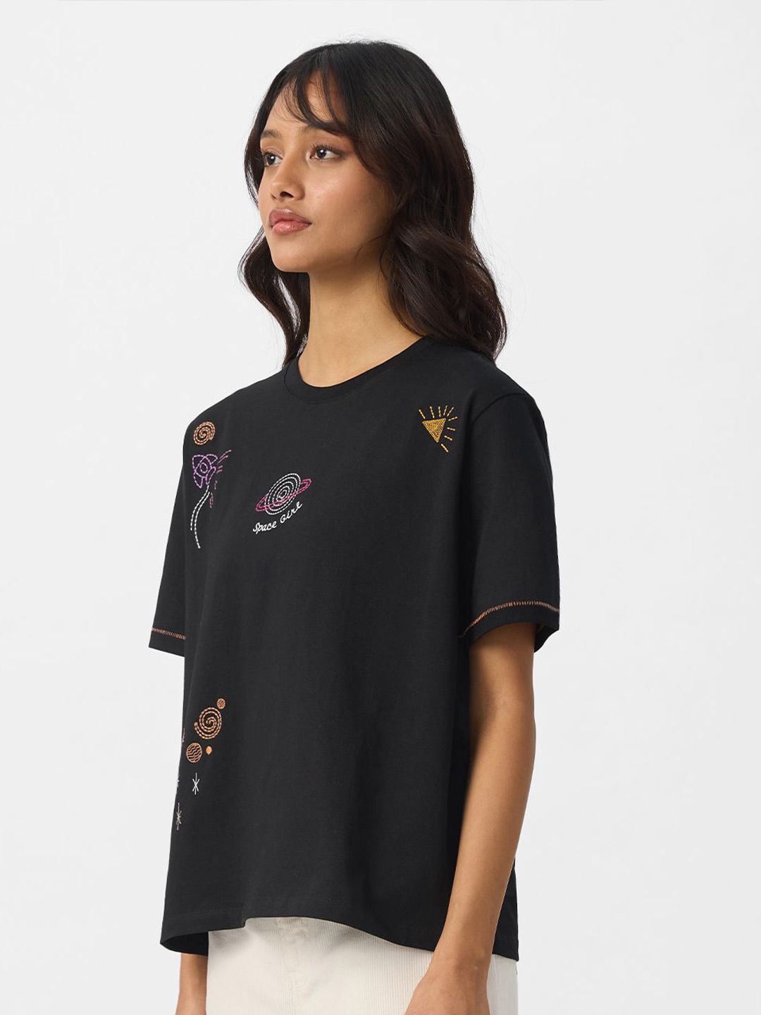 Women Relaxed Fit Printed Black T-Shirt