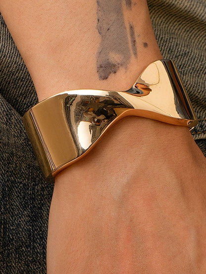 Men Gold-Plated Cuff Bracelet