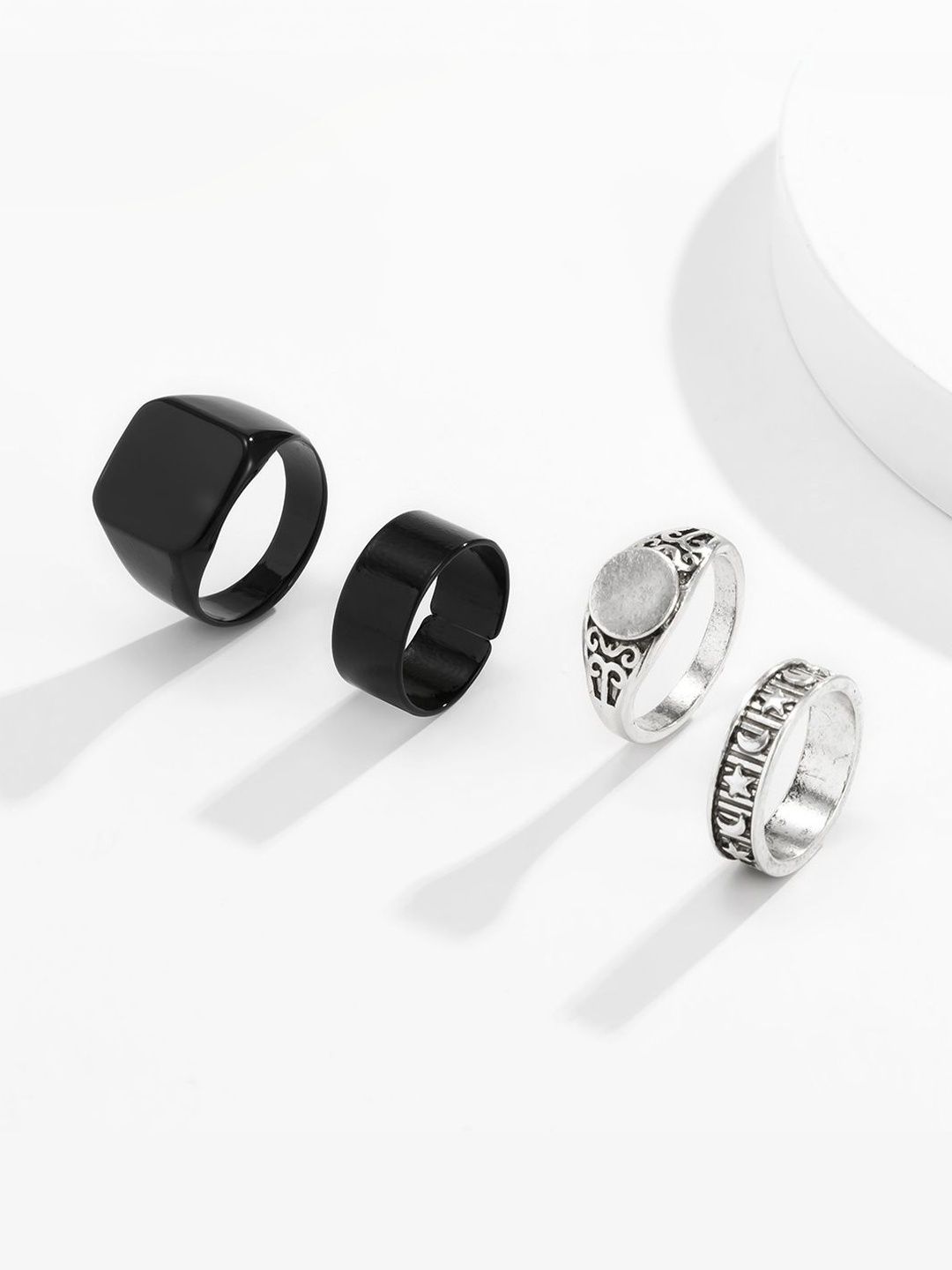 Men Set Of 4 Silver-Plated Finger Rings