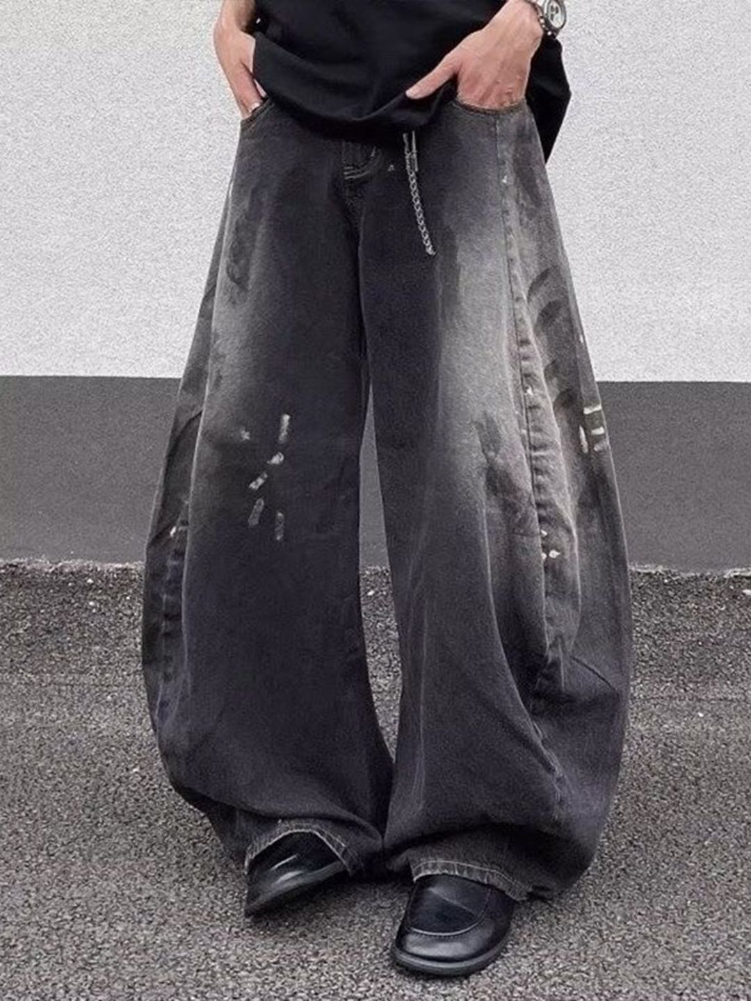 Men Baggy Mid-Rise Light Fade Jeans