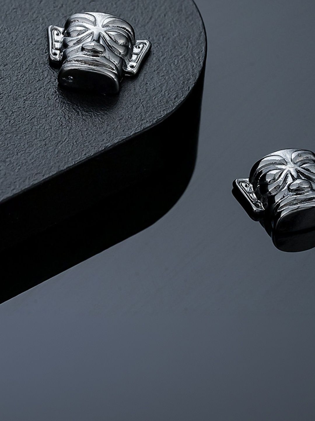 Classic Studs Earrings
