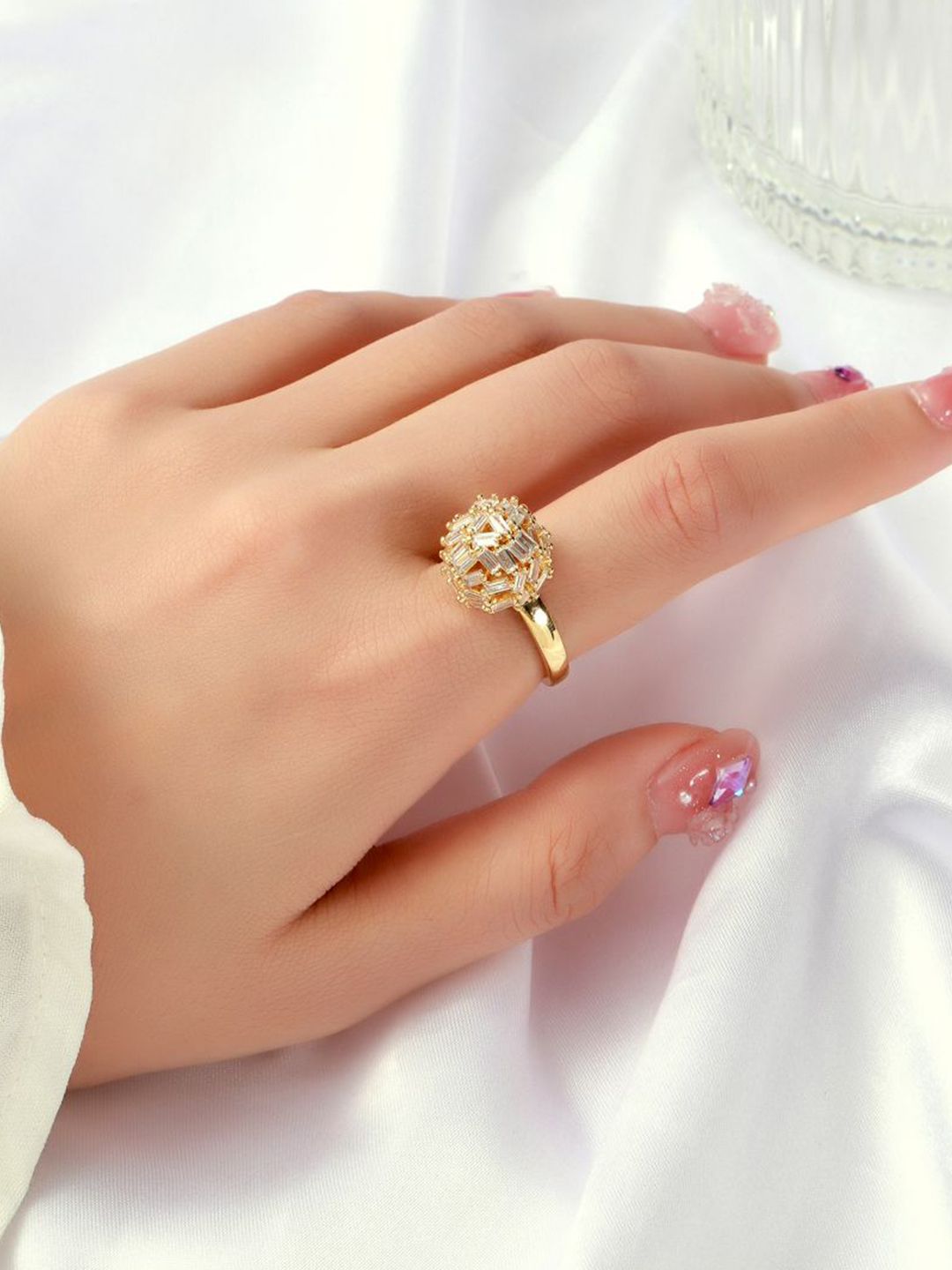 SALTY Glittering Grace Gold Finger Ring