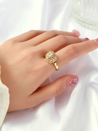 SALTY Glittering Grace Gold Finger Ring