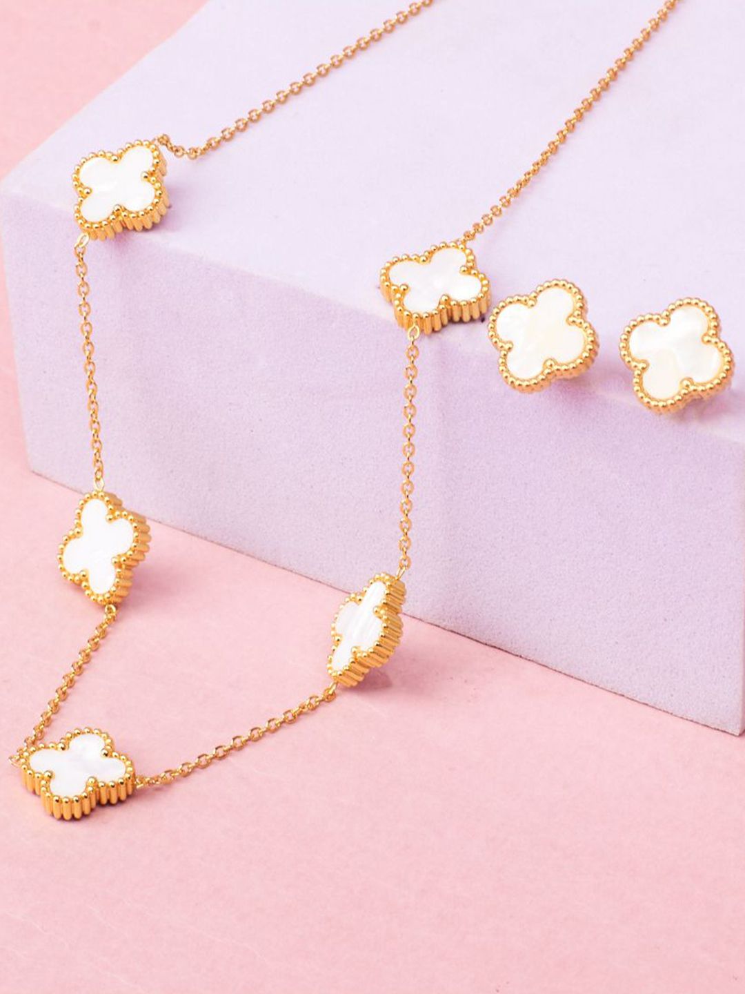 SALTY Floral-Shaped Jewellery Set