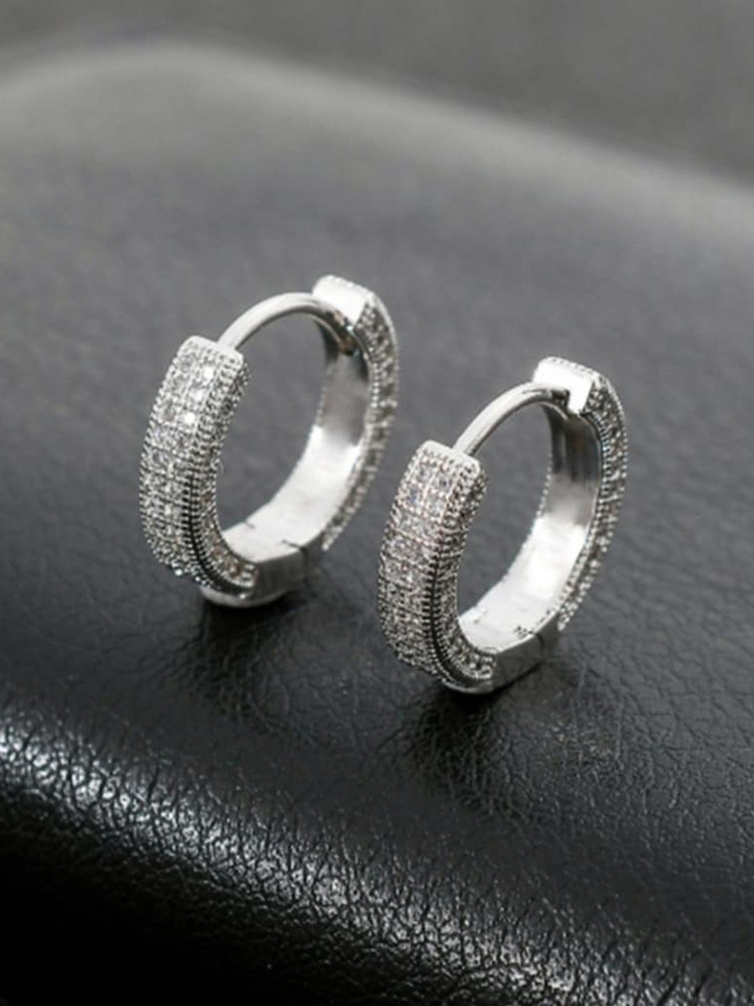 SALTY Men Silver-Plated Stainless Steel Circular Shaped Hoop Earrings