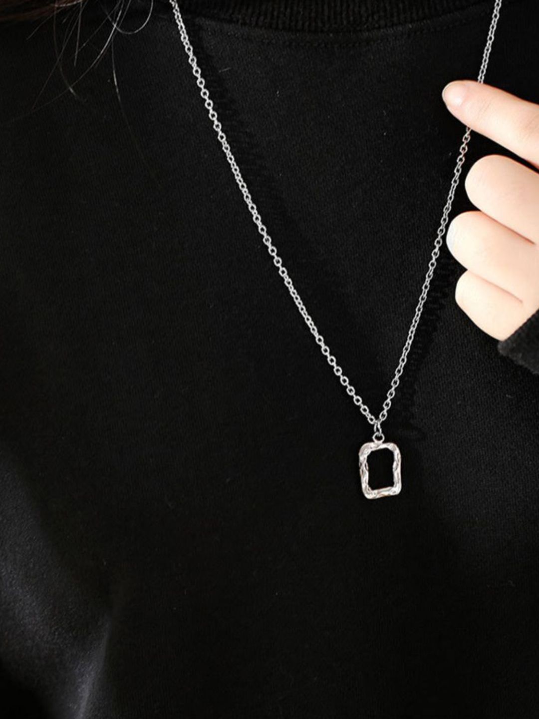 SALTY Men Square Pendants with Chains