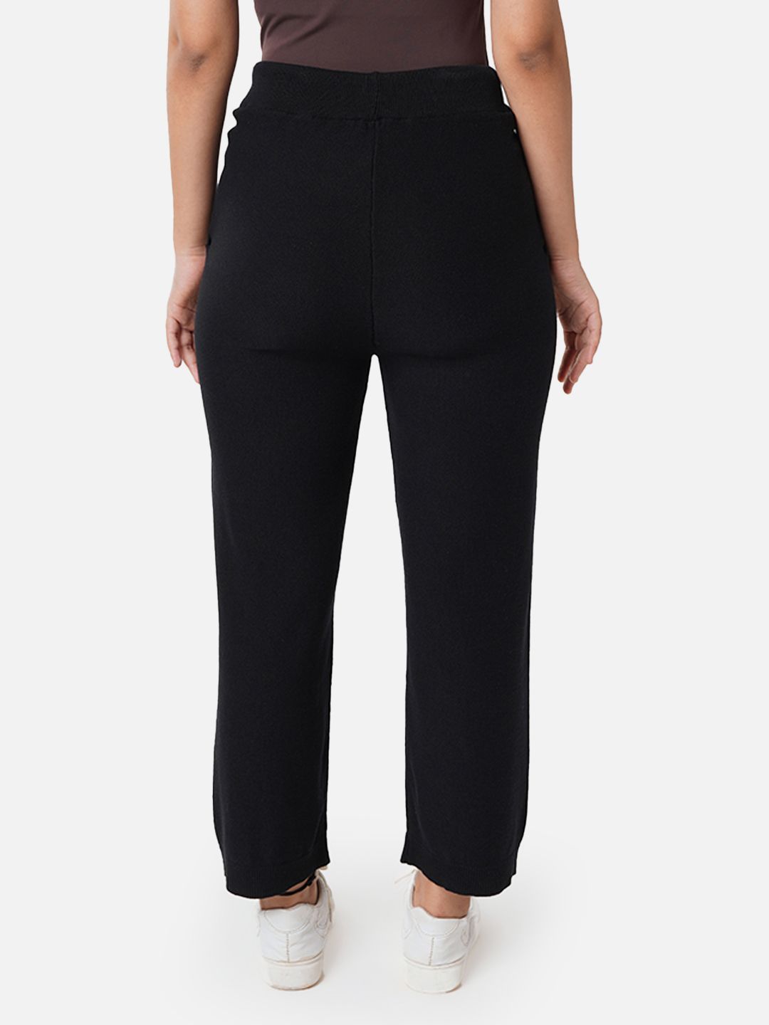 Women Black Regular Cotton Mid Rise Pants with Two Pockets