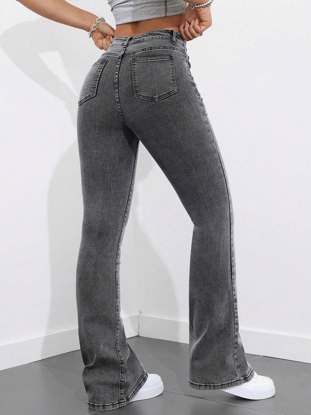 Women Flared High-Rise Light Fade Stretchable Jeans
