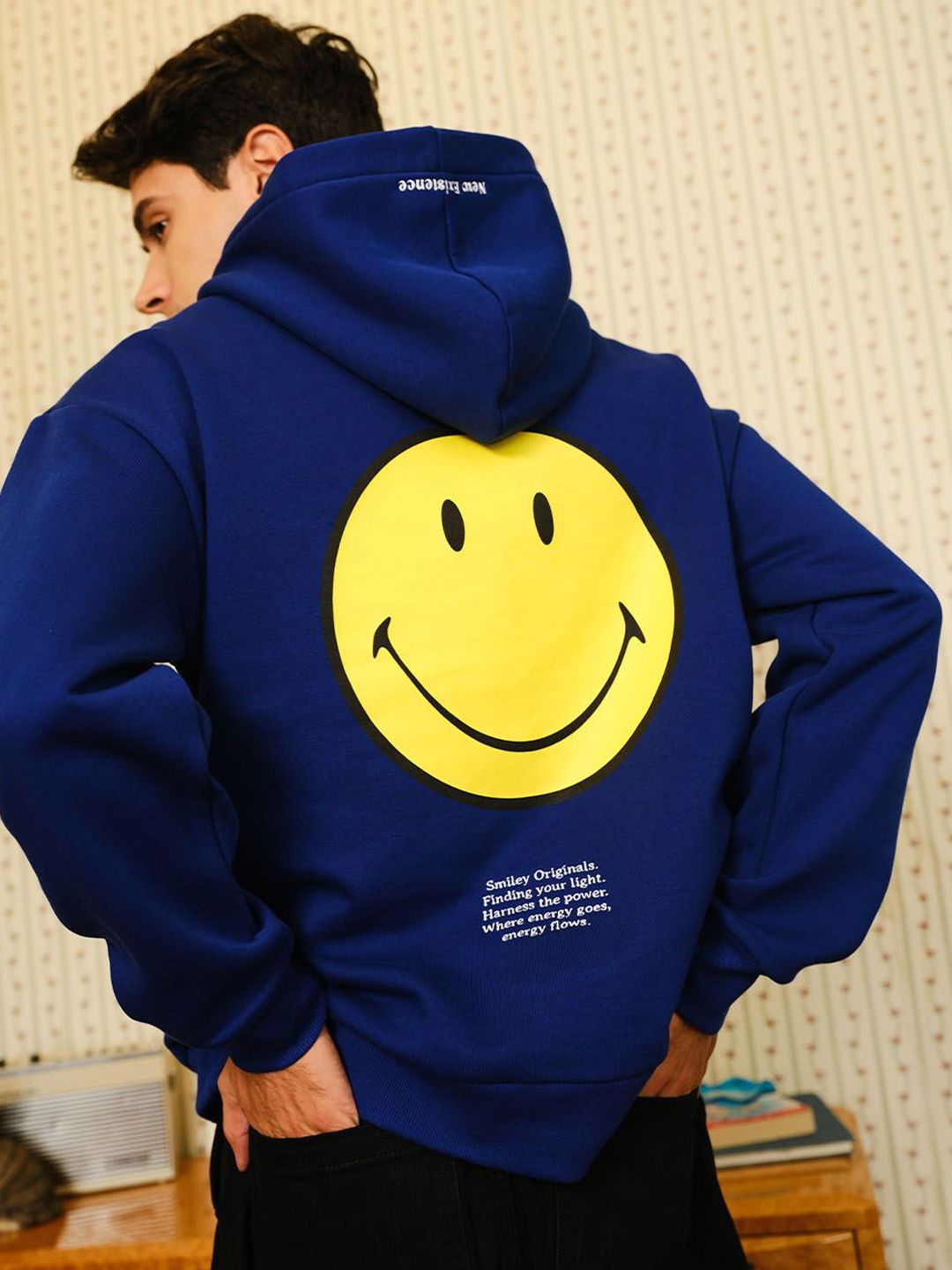 Men Graphic Printed Hooded Pullover Sweatshirt