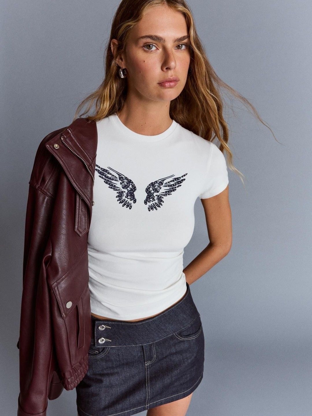 Short sleeve T-shirt with studded print