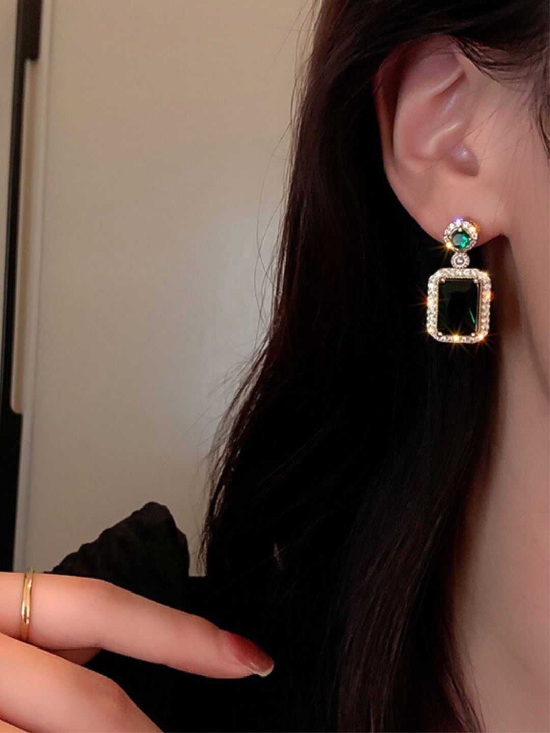 SALTY Luxury Emerald Necklace with Earrings Jewellery Set
