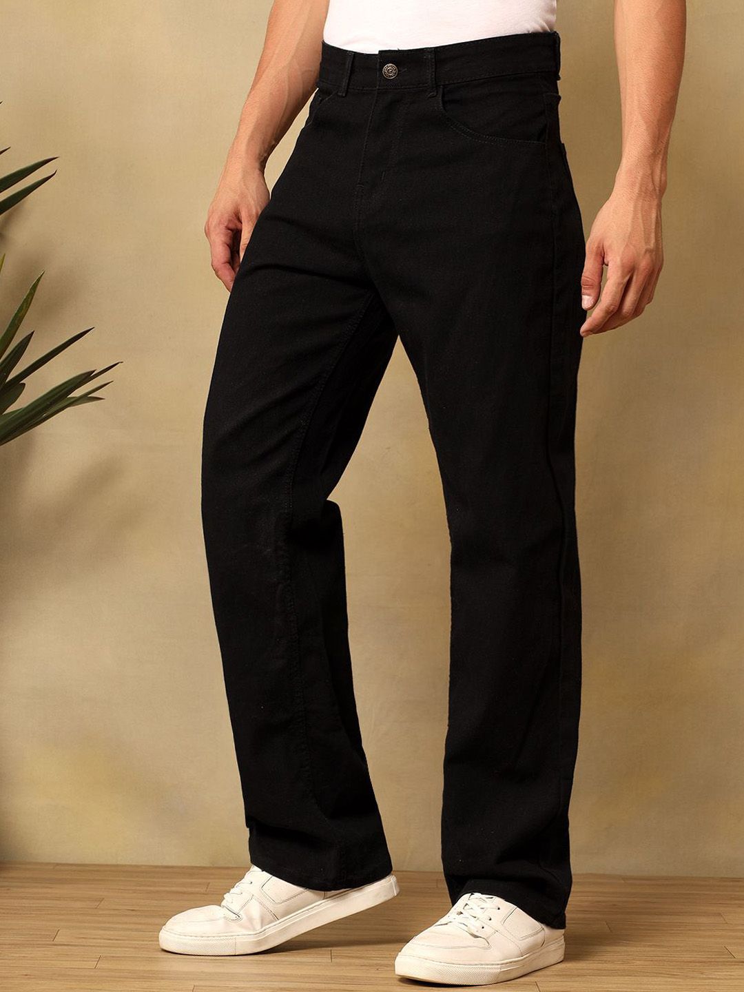 Men Straight Fit Mid-Rise Cotton Stretchable Jeans
