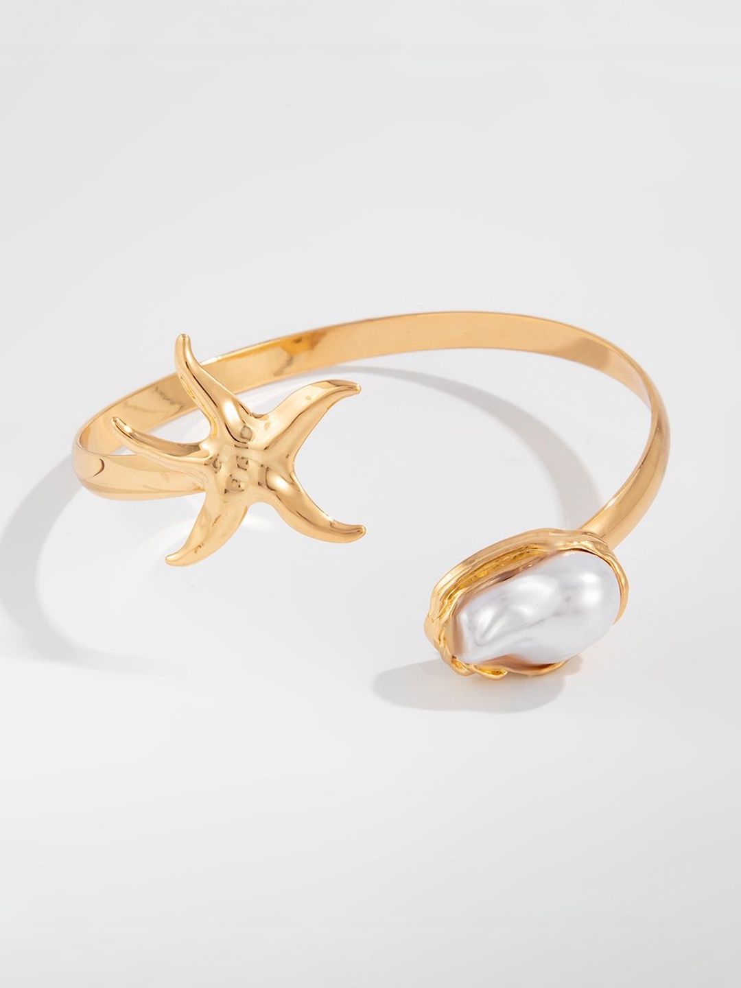Women Pearls Gold-Plated Cuff Bracelet