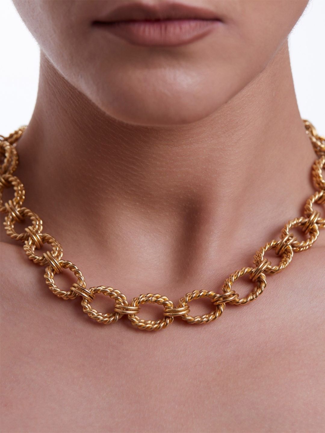 SALTY Stylish Chain Links Minimal Necklace