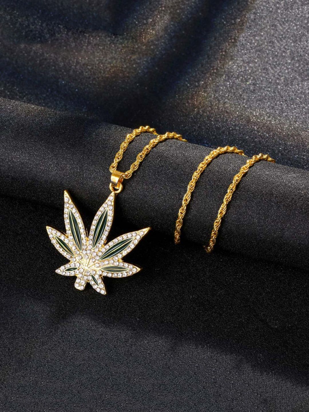 SALTY Cannabis Leaf Men Stainless Steel Contemporary Pendant with Chain