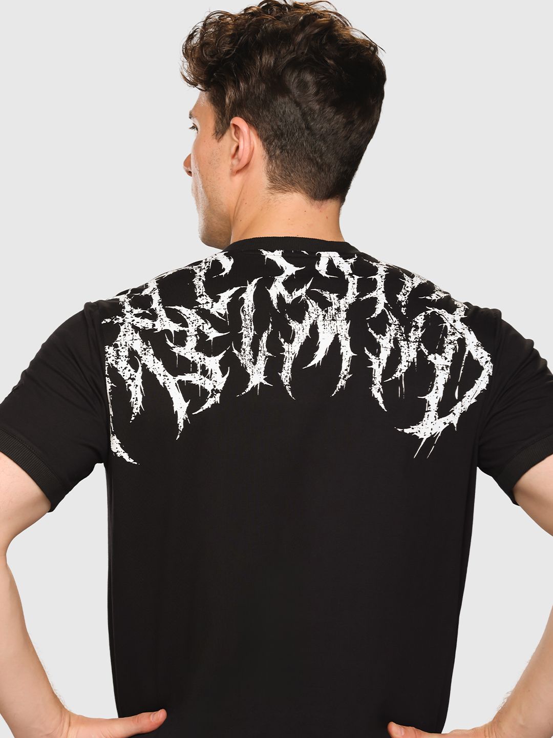 Men Graphic Printed V-Neck T-shirt