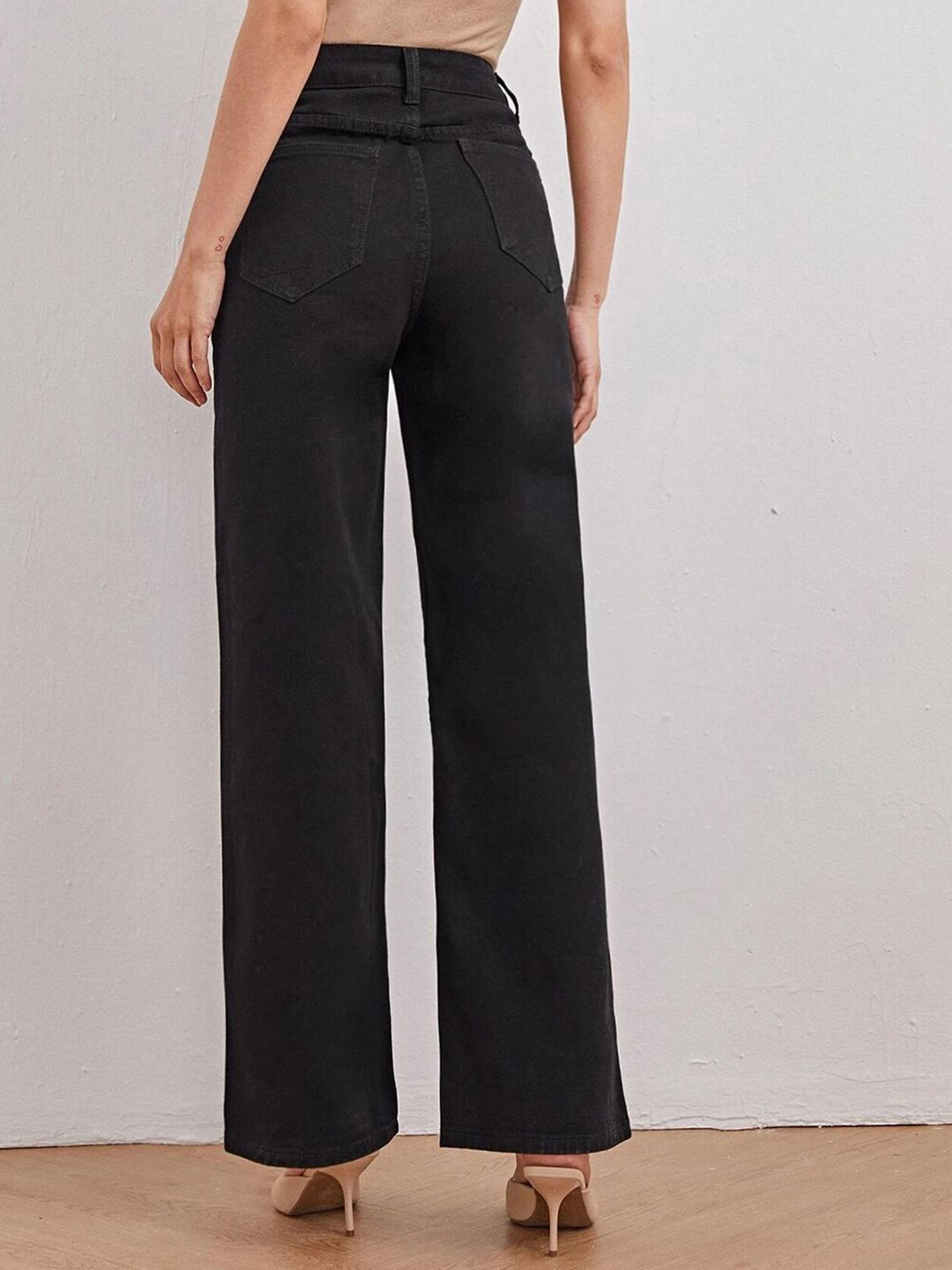 Women Black Jean Straight Fit High-Rise Stretchable Jeans