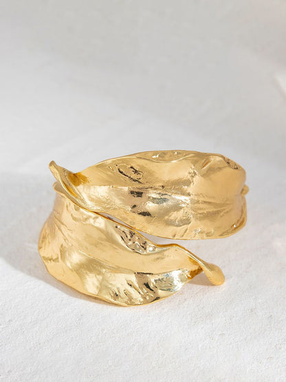 Women Antique Gold-Plated Bangle-Style Bracelet