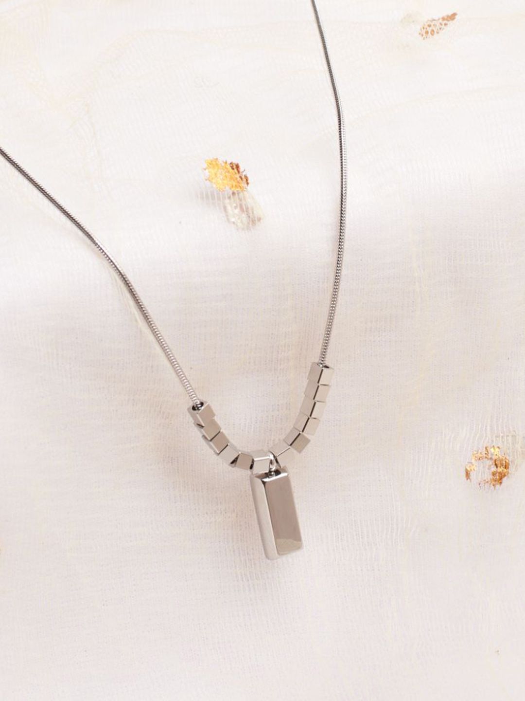 SALTY Stainless Steel Effortless Love Link Chain