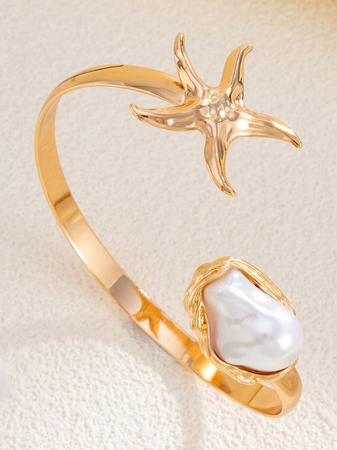 Women Pearls Gold-Plated Cuff Bracelet