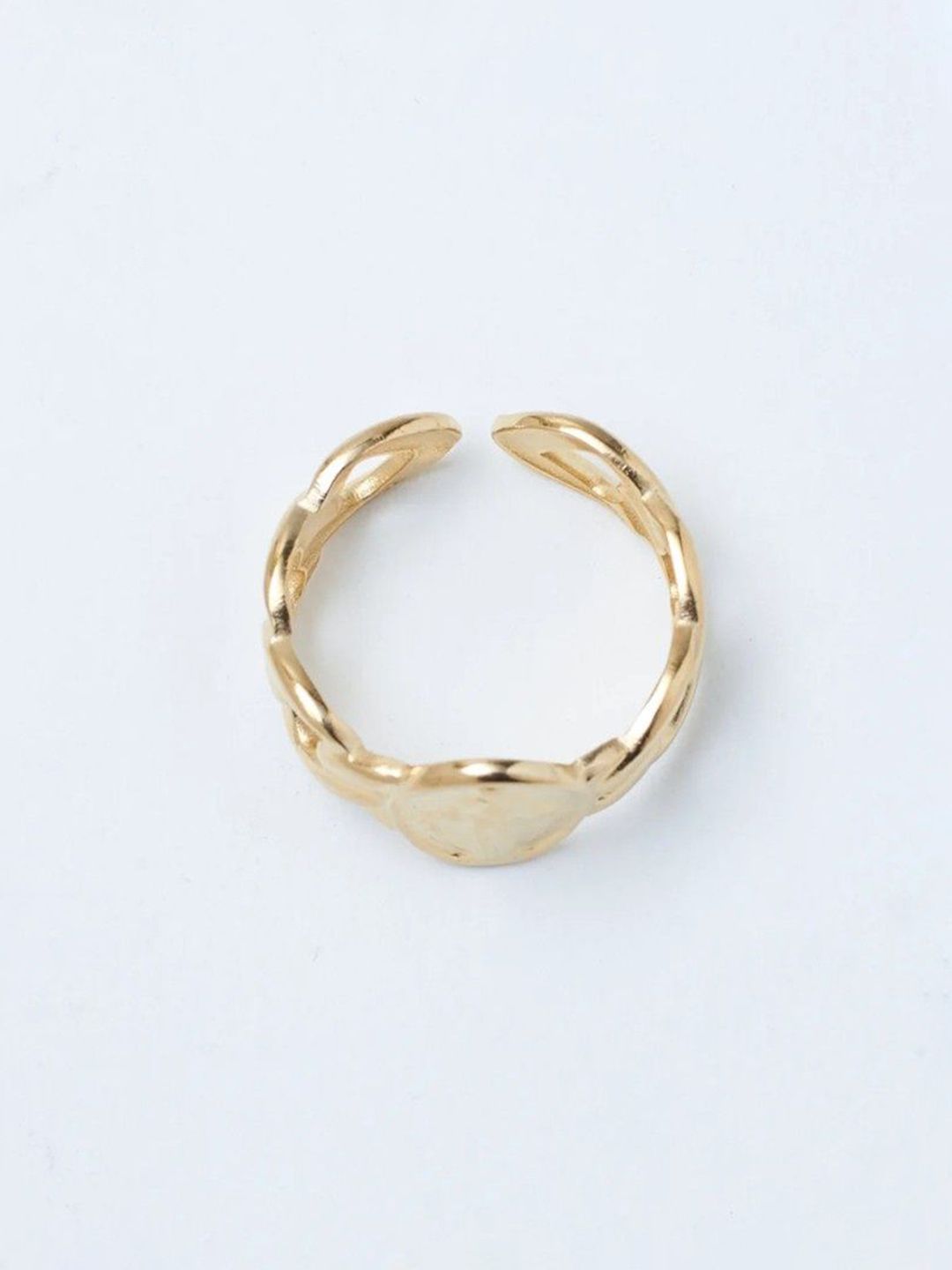 SALTY Colossus Oval Shaped Finger Ring