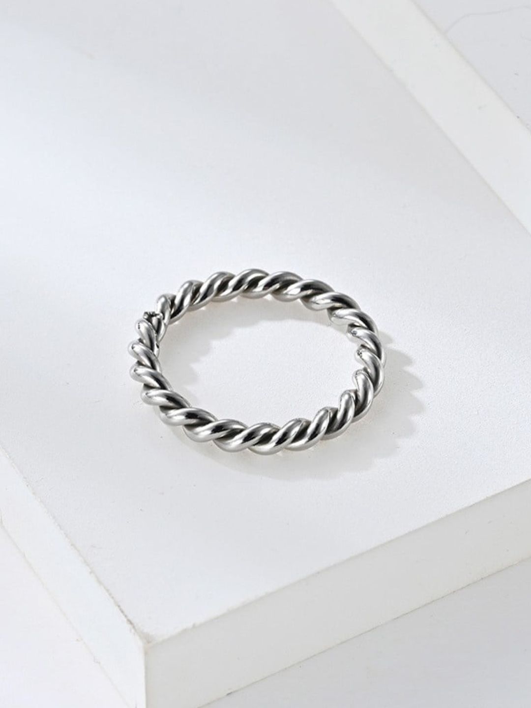 SALTY Stainless Steel Twisted Band Finger Rings