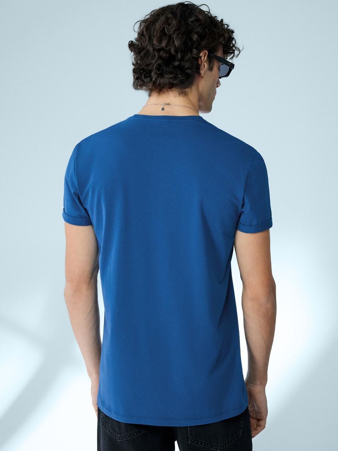 Short sleeve roll up T-shirt