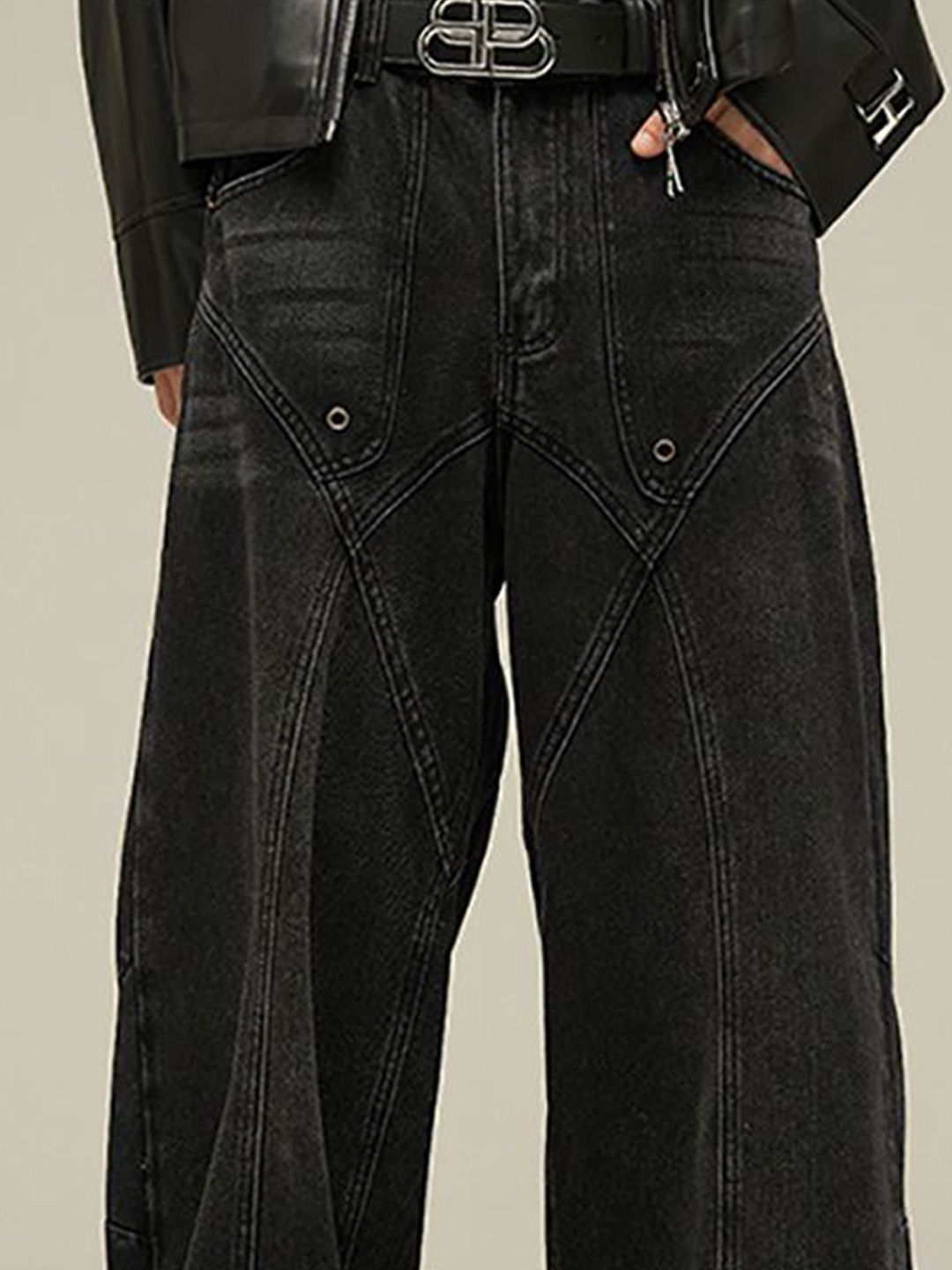 Men Wide Leg Light Fade Mid-Rise Jeans