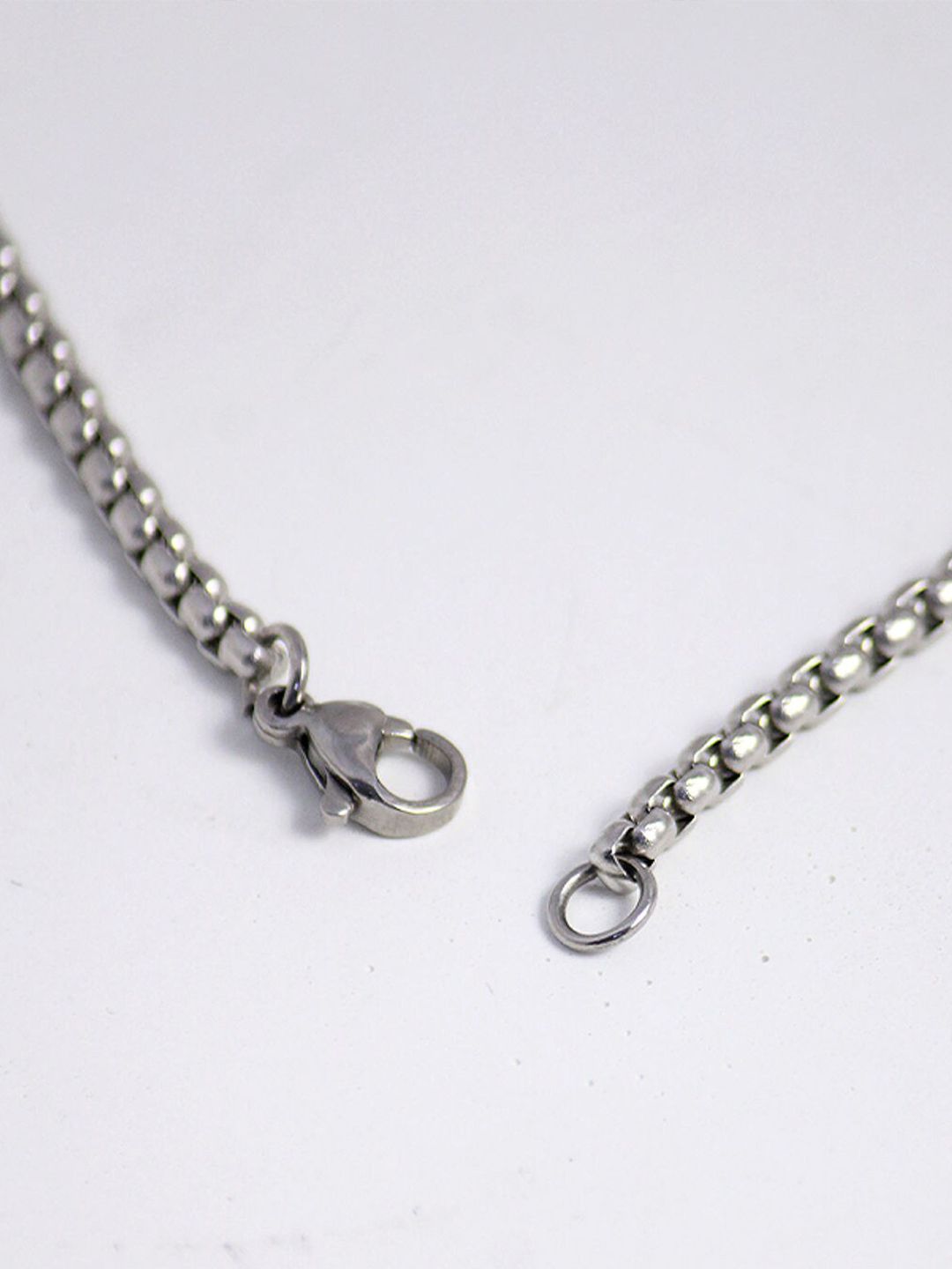 SALTY Men Stainless Steel Chain