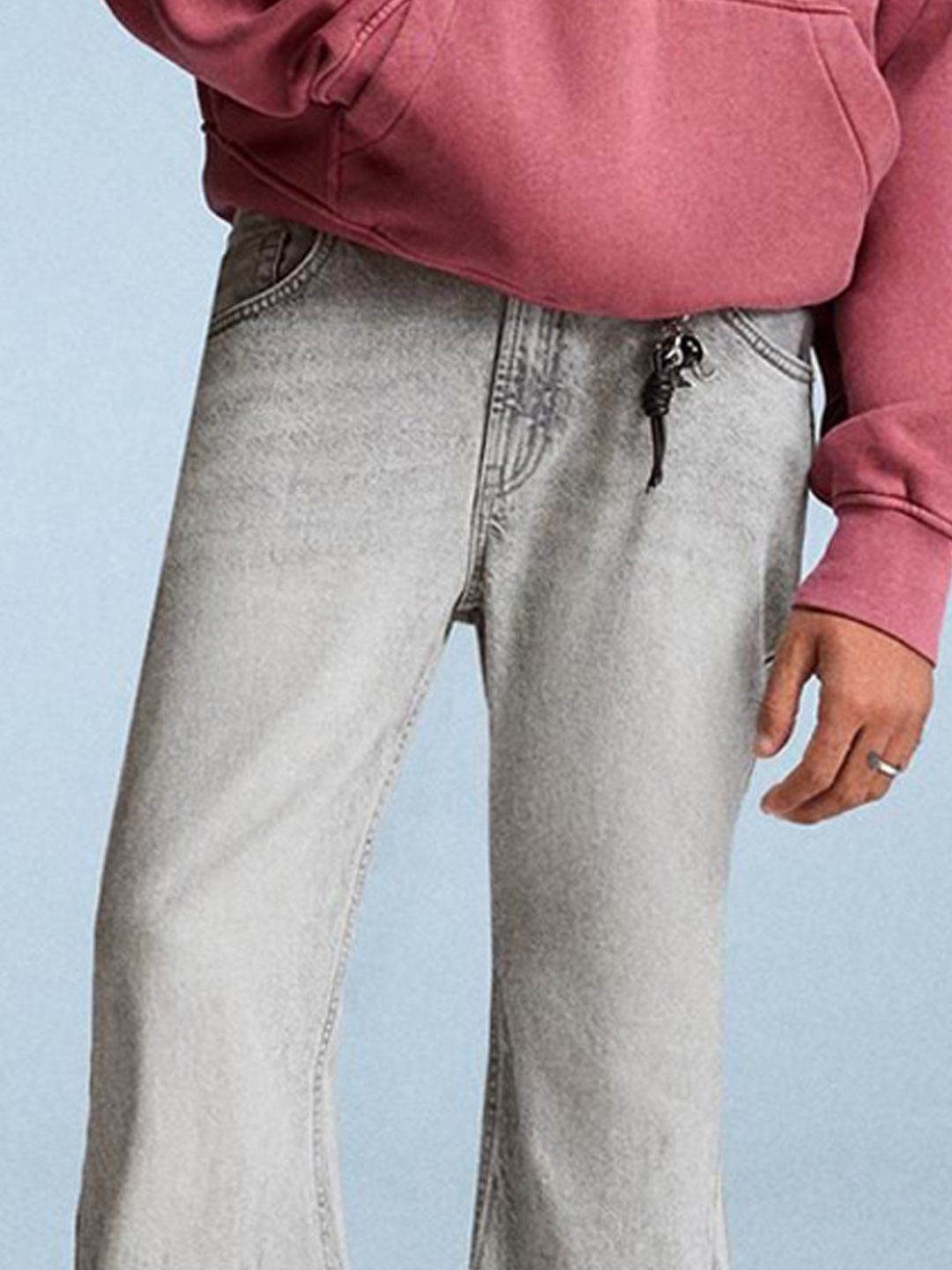 Straight-fit flared jeans