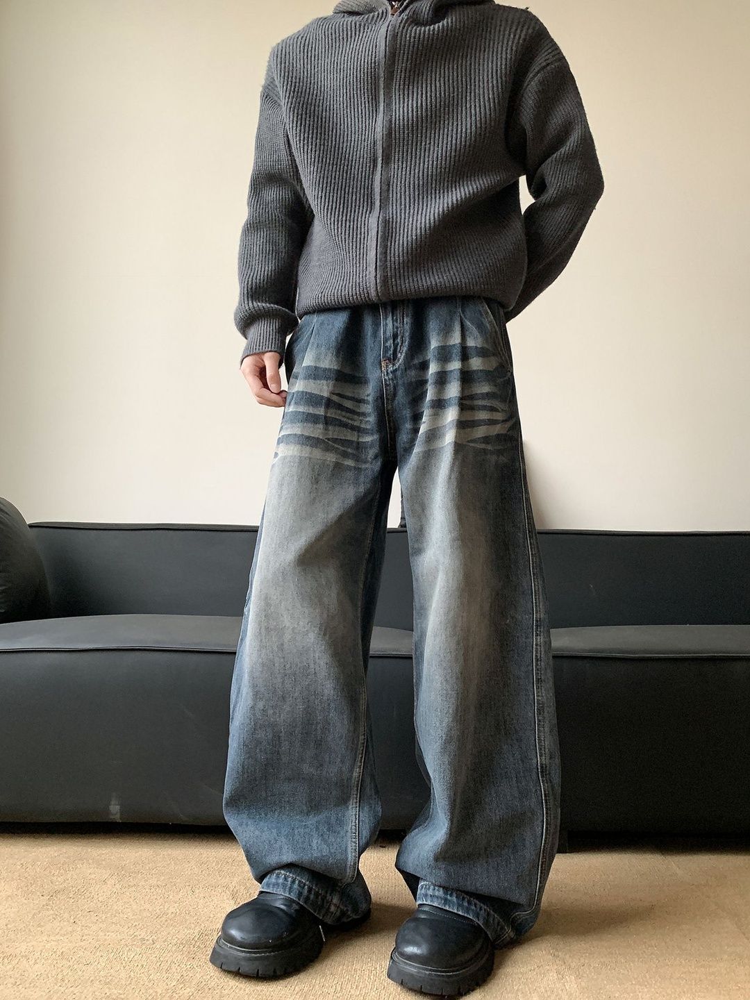 Men Wide Leg Mid-Rise Jeans