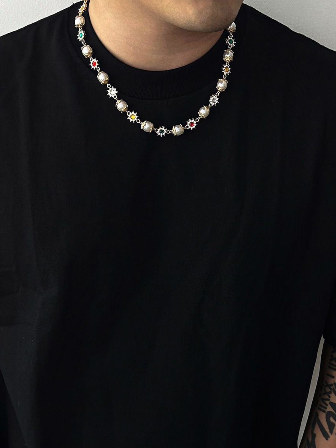 Women Silver-Plated Enamelled Necklace