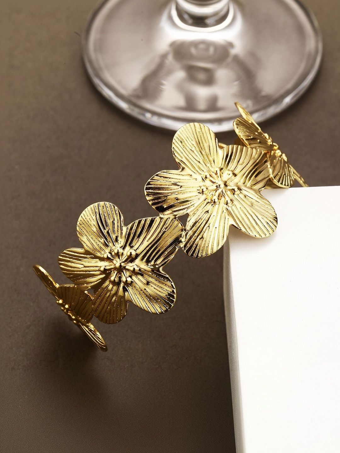 Women Gold-Plated Kada Bracelet