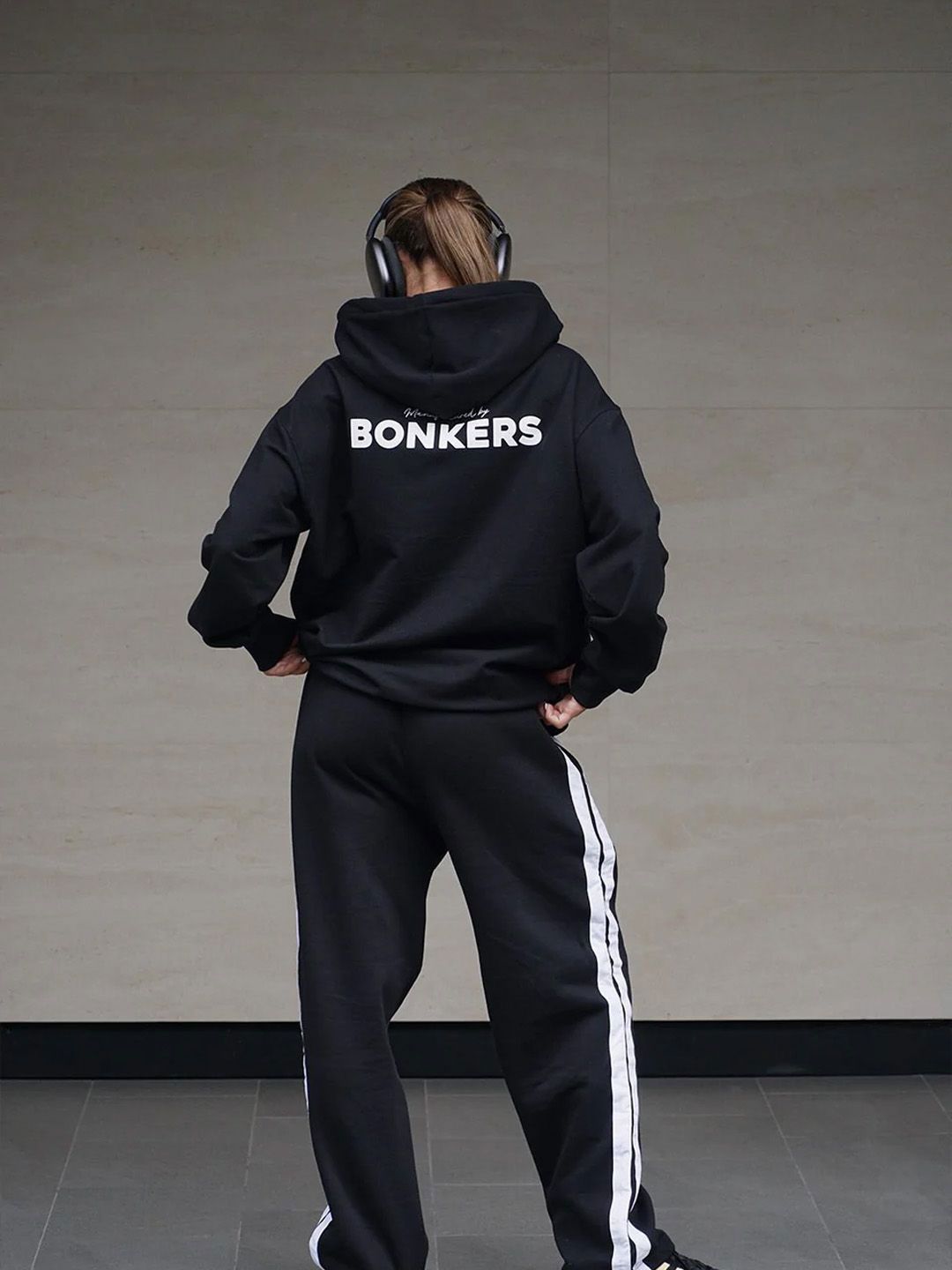 Women Printed Hooded Pullover Sweatshirt