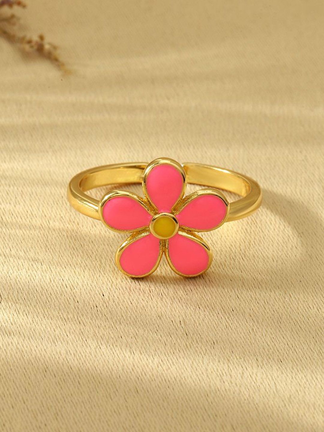 SALTY Floral Bud Finger Ring