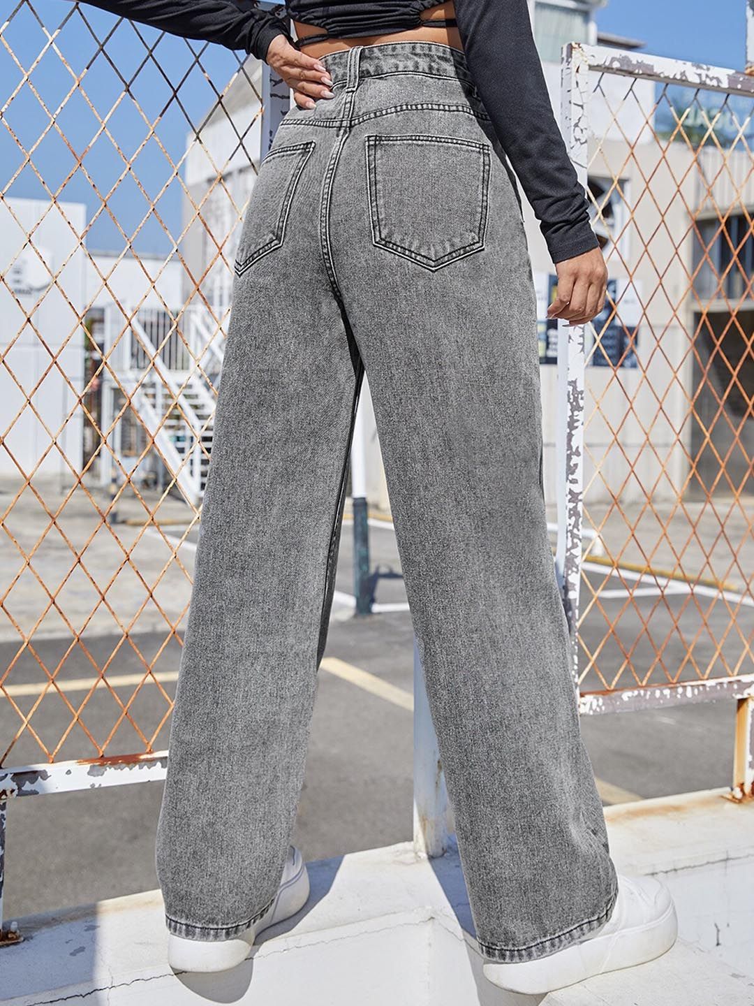 Women Straight Fit High-Rise Clean Look Heavy Fade Stretchable Jeans