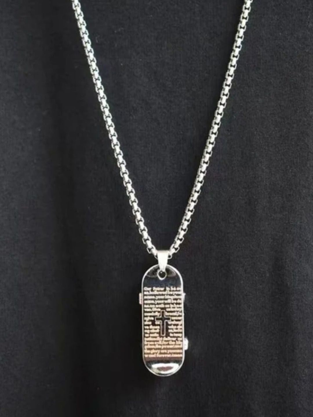 SALTY Men Stainless Steel Contemporary Pendants with Chains
