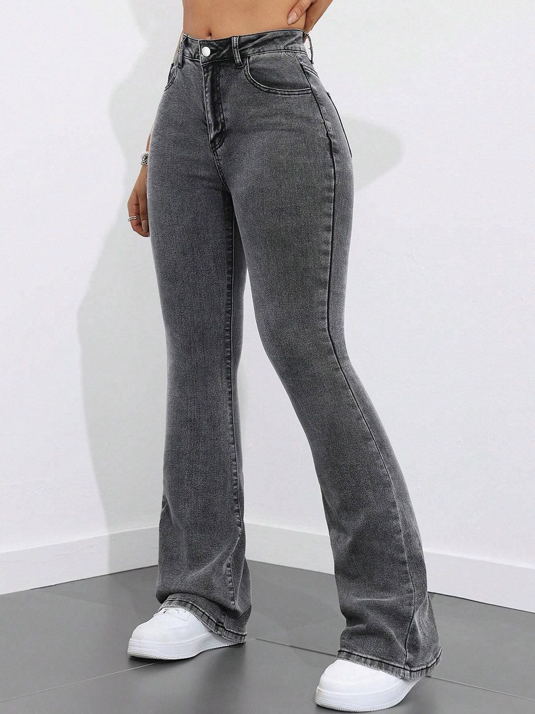 Women Flared High-Rise Light Fade Stretchable Jeans