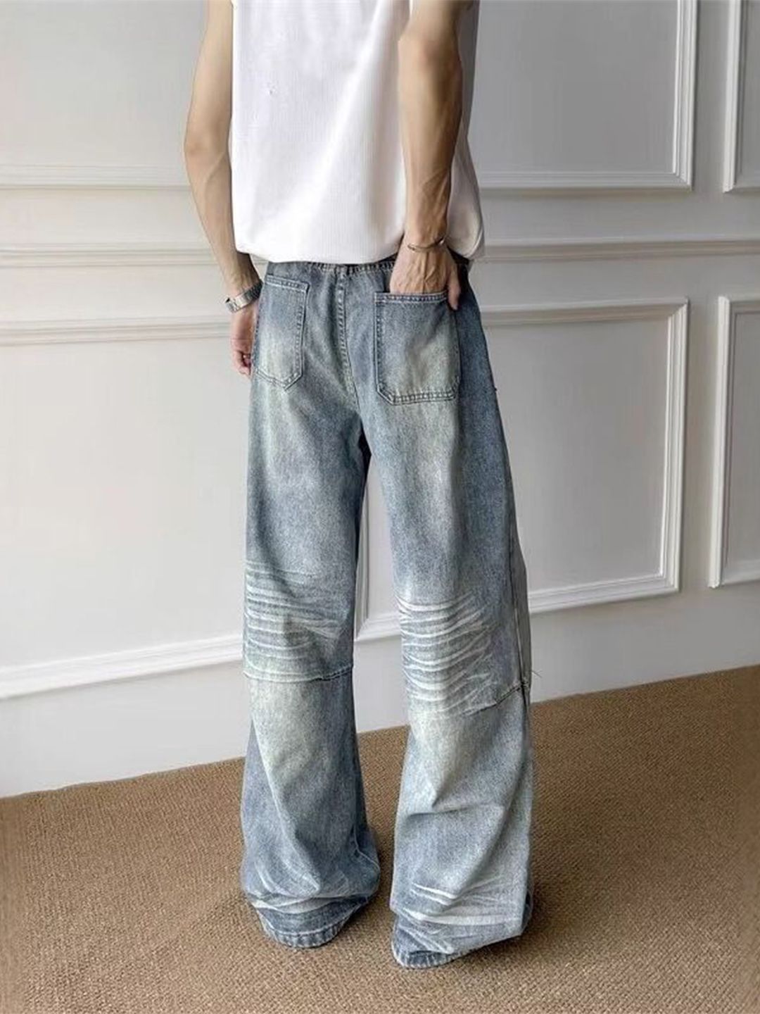 Men Flared Low-Rise Cotton Jeans