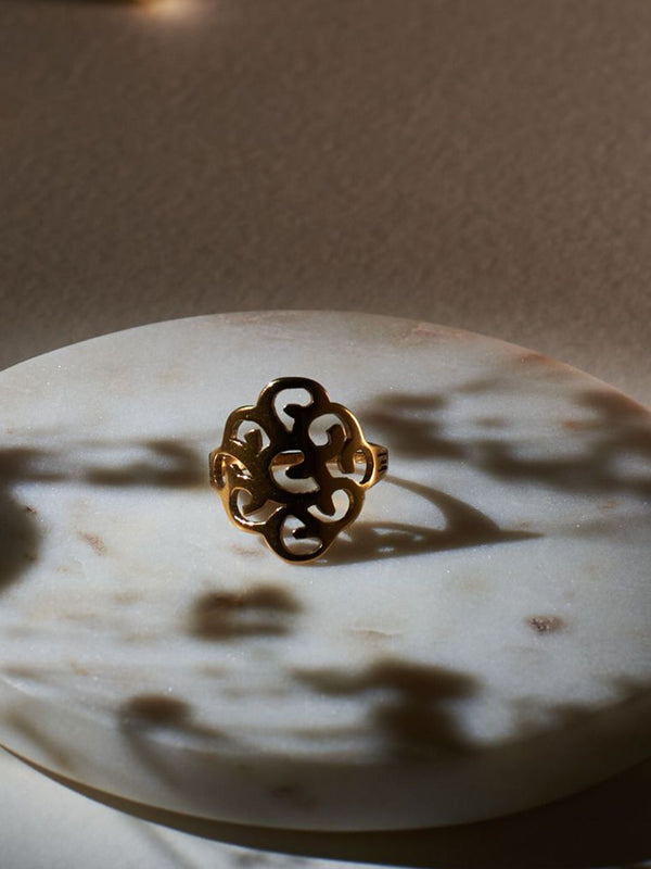 SALTY Textured Round Finger Ring