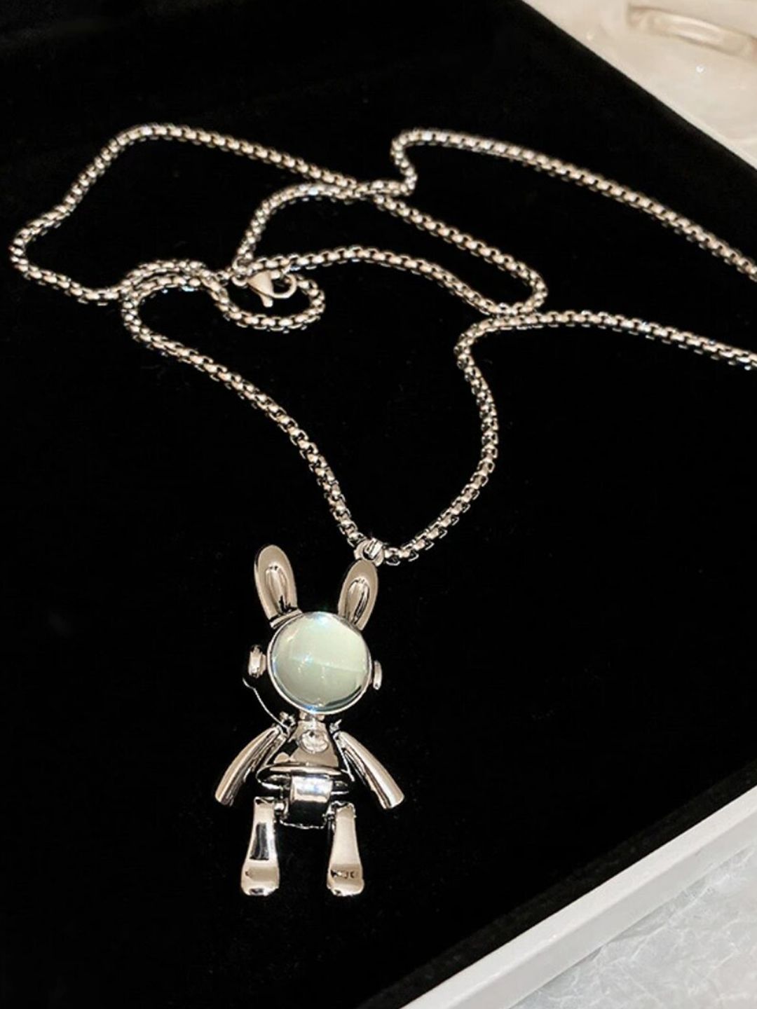 SALTY Men Spaceman Neck Chain