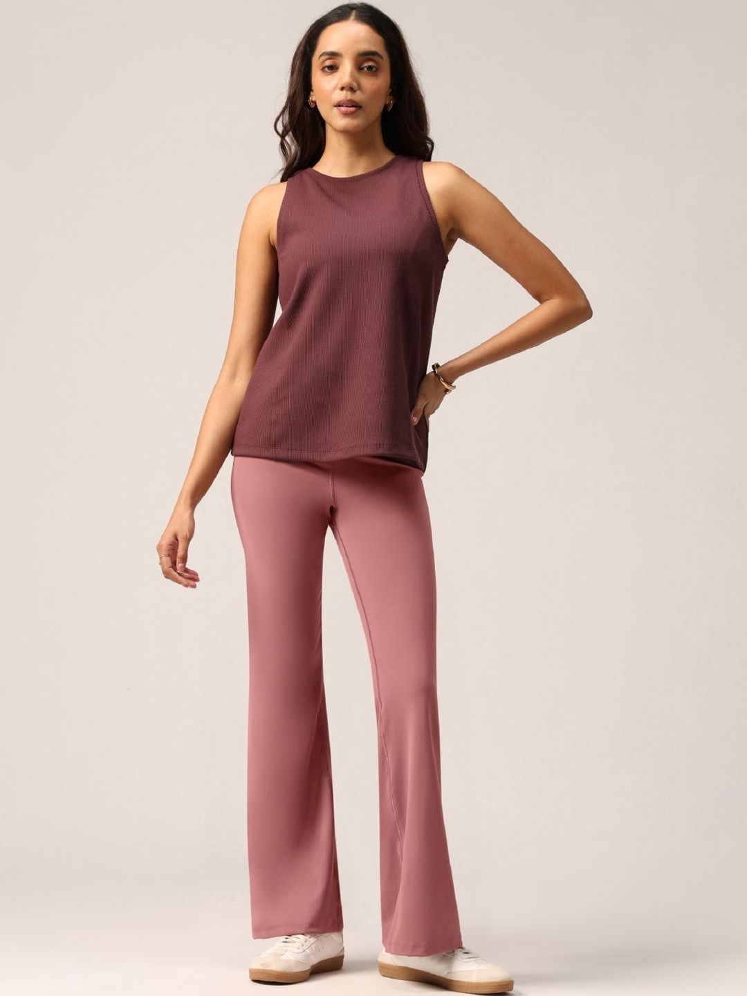 Women Relaxed High-Rise Trousers