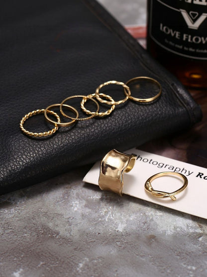 Set of 8 Gold-Plated Finger Rings