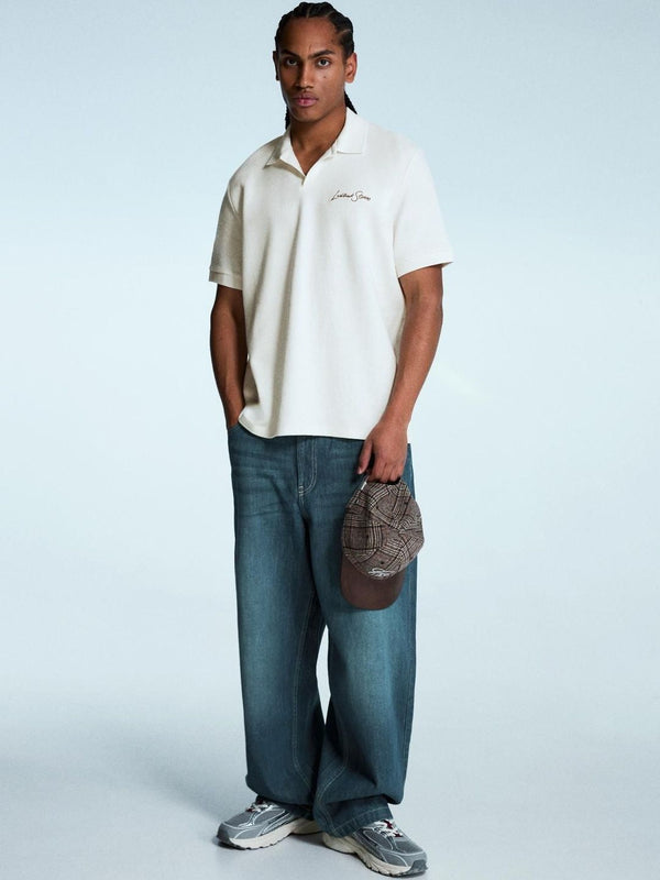 Embroidered structured short sleeve polo shirt