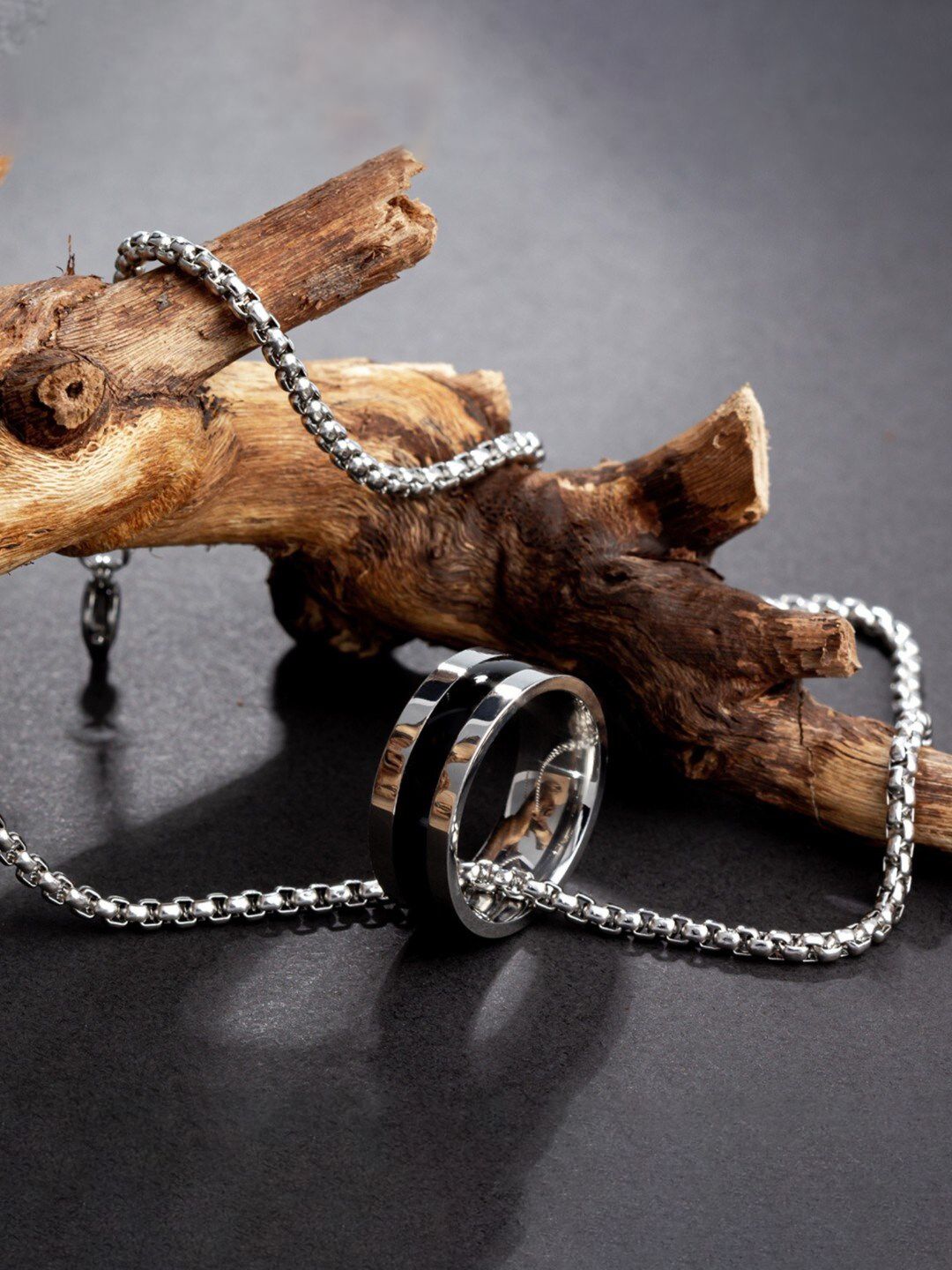 SALTY Men Regular Necklace