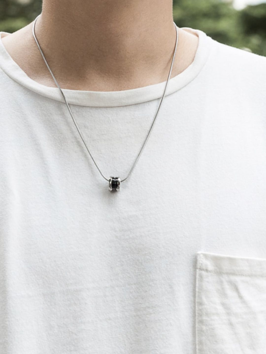 SALTY Men Stainless Steel Silver-Plated Circular Pendants with Chains