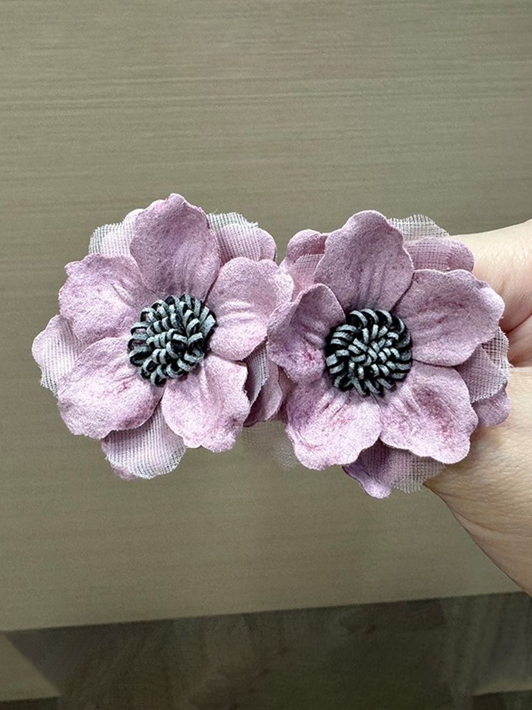 Floral Shaped Studs Earrings