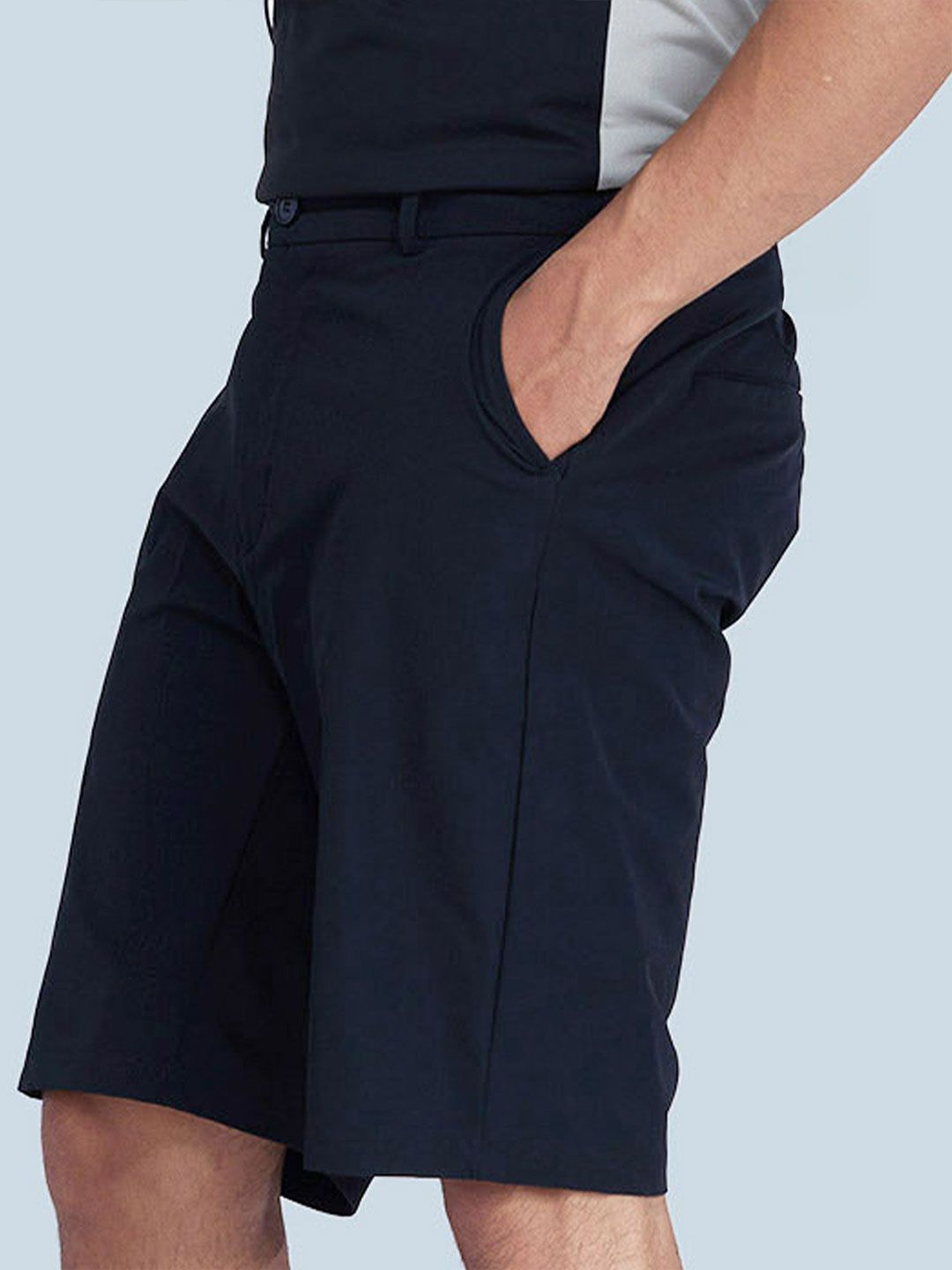 Men Solid Regular Fit Black Stride Golf Shorts